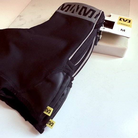 NWT Mavic Thermo Shoe Covers main image 4